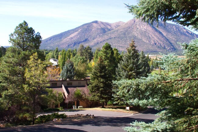 ¡Vista desde el balcón! - 2605 N Pinon Ridge Dr