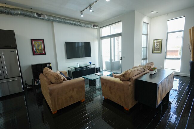 Foto del edificio - 13320 Beach Ave