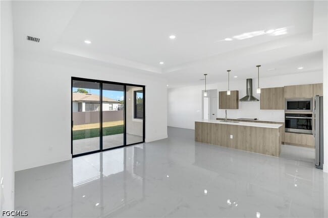 Foto del edificio - 1142 Edelweiss St E