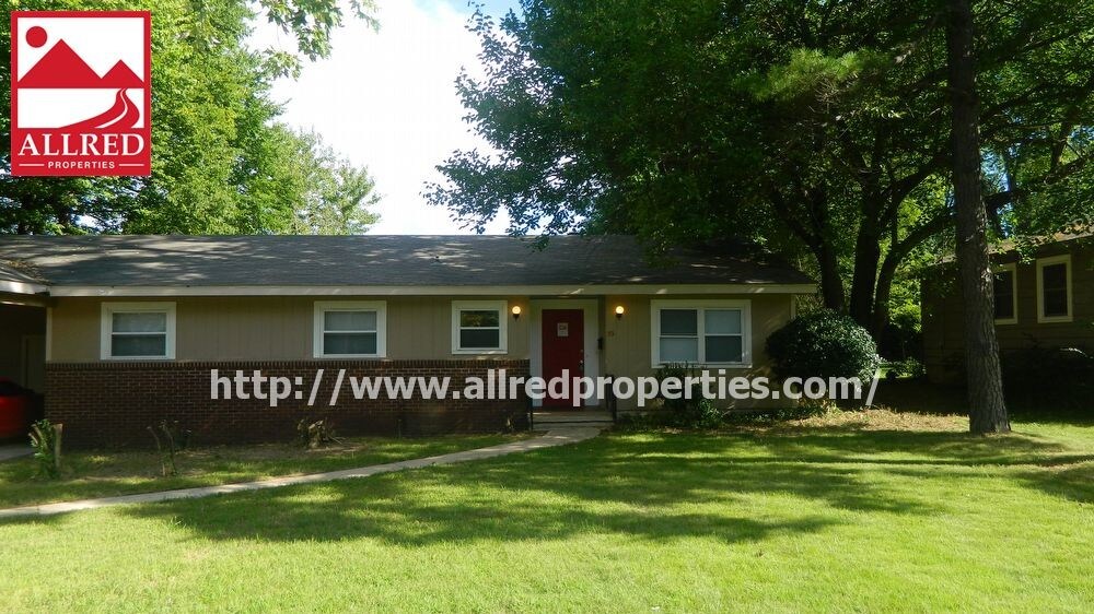 32 W Poplar St, Fayetteville, AR 72703 House Rental in Fayetteville