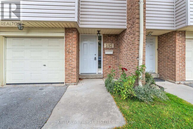 Building Photo - 700-700 Osgoode Dr