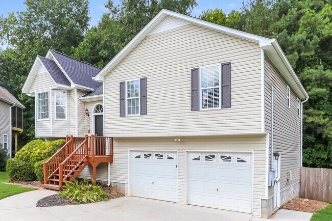 Building Photo - 639 Sheffield Ct
