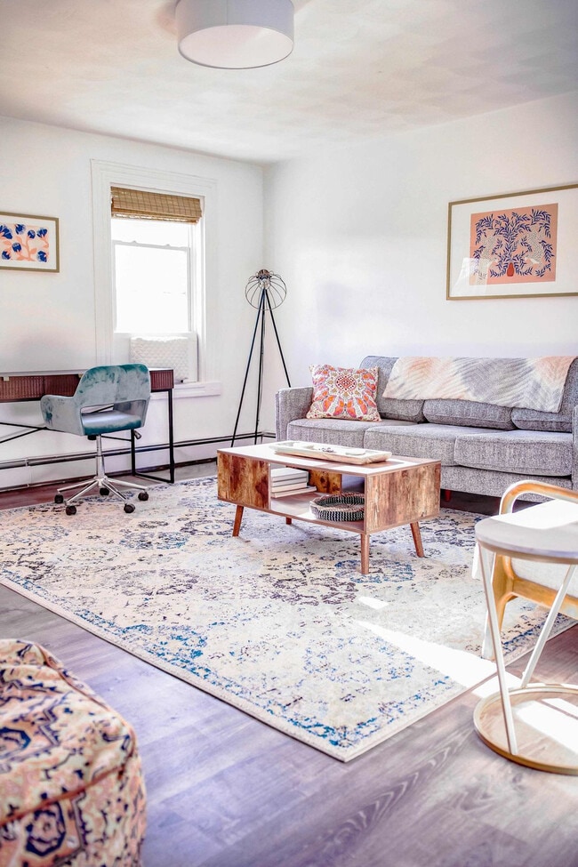 Foto del edificio - 136 Main St