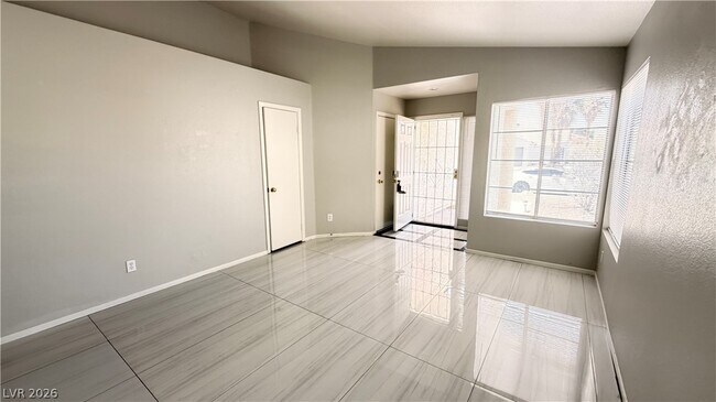 Foto del edificio - 7220 Paradise Bay Dr