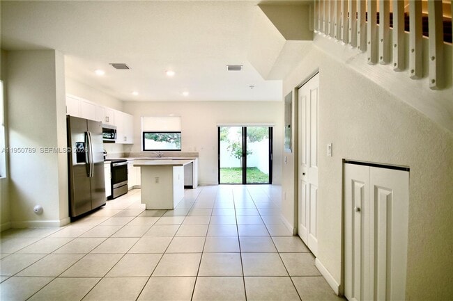 Foto del edificio - 3408 W 111th Pl