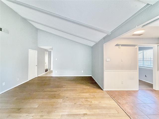 Foto del edificio - 1818 Linda Ln