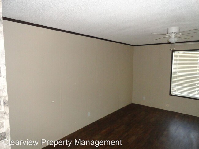 Building Photo - 1 br, 1 bath House - 3525 Ferris St