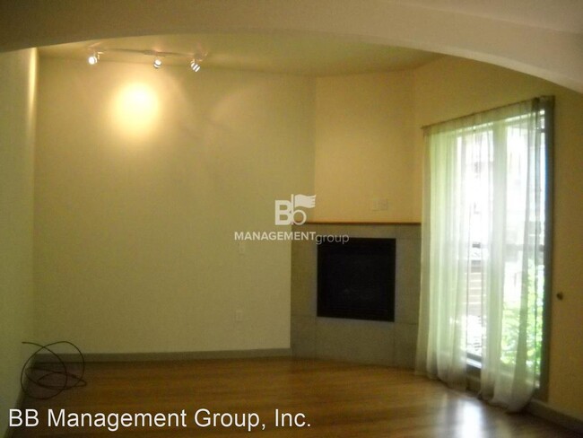 Building Photo - 2 br, 2.5 bath House - 3114 SW Dolph Court