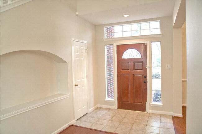 Foto del edificio - 4107 Amber Trace Ct