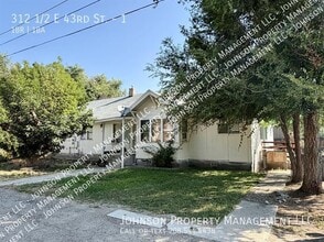 Building Photo - 312 1/2 E 43rd St