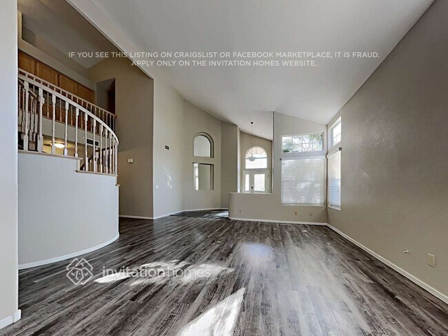 Building Photo - 2013 Loggerhead Rd
