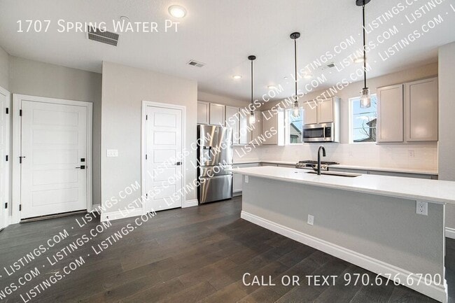 Building Photo - 1707 Spring Water Pt
