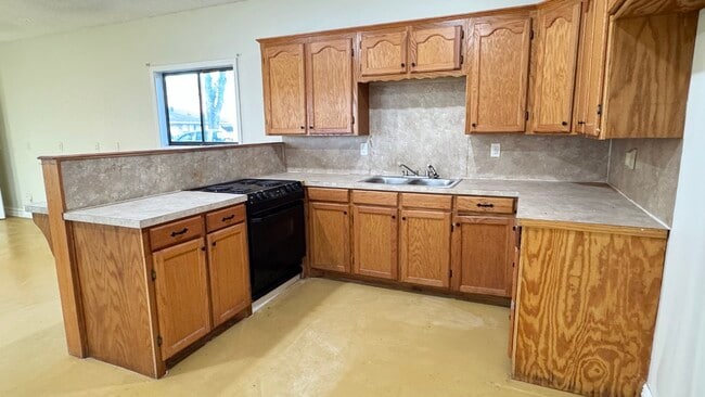 Building Photo - 284 Connie Lynne Dr