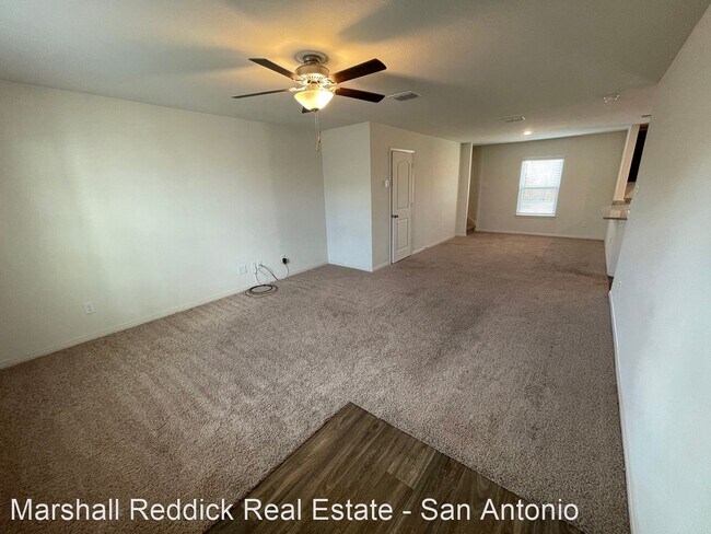 Foto del edificio - 3 br, 2.5 bath House - 11807 Fort Terrett