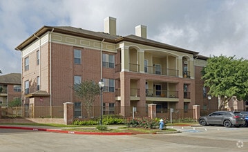 Building Photo - Elate Royal Oaks