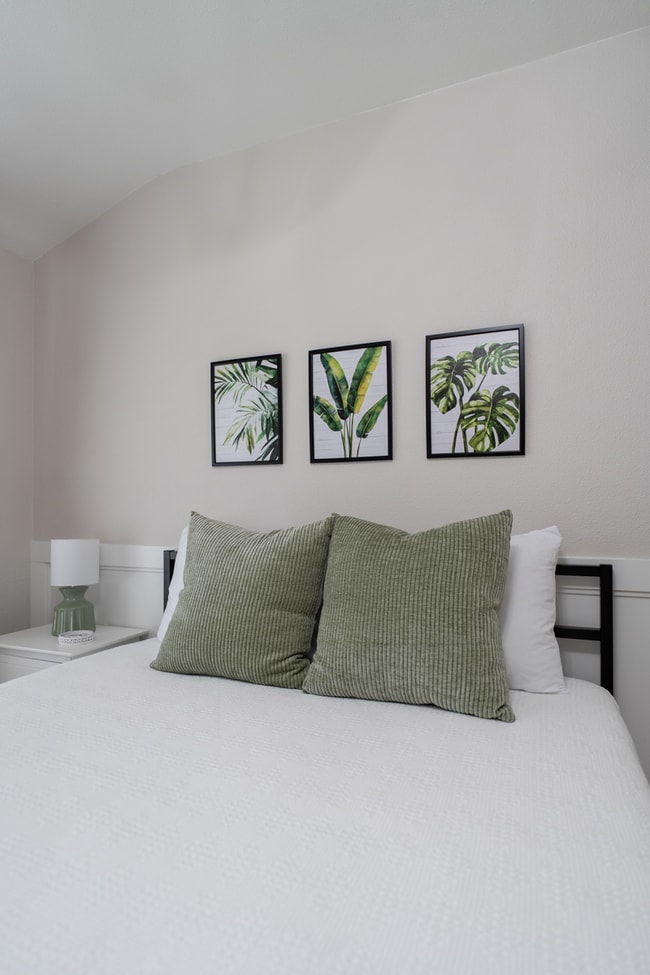 Foto del edificio - 10838 Newcomb Ave