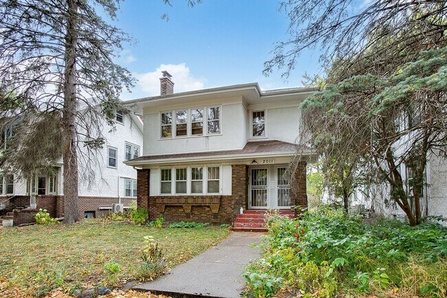 Foto del edificio - 2011 Portland Ave