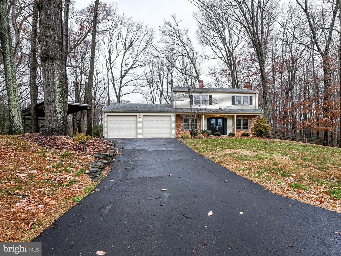 3700 Michele Ct, Oakton, VA 22124 House for Rent in Oakton, VA