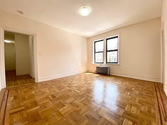 Foto del edificio - 1 bedroom in BRONX NY 10463