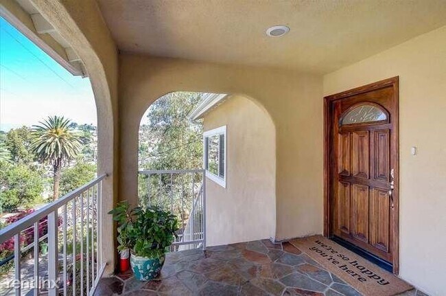 Building Photo - 3 br, 2.5 bath House - 3216 Future St