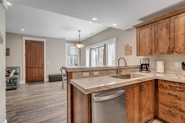 Building Photo - 13602 Hillclimb Ln