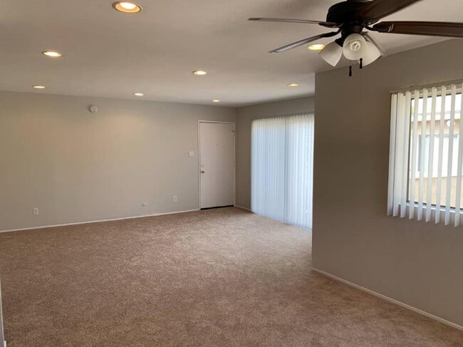 Building Photo - 2.0 bedroom in South Pasadena California 9...