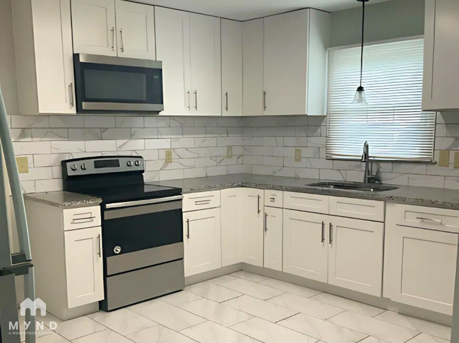 Foto del edificio - 6614 Water Mill Ct