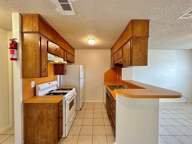 Foto del edificio - 2216 Silverway