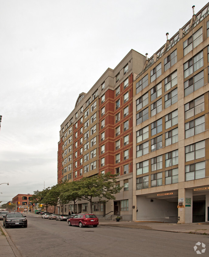 Building Photo - 31 Princess St