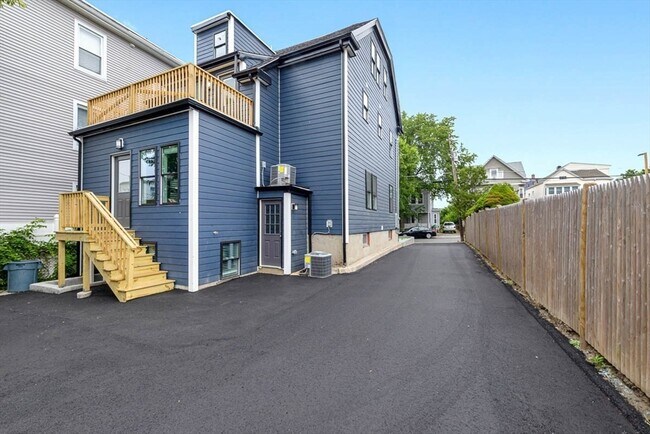 Foto del edificio - 77 Winchester St