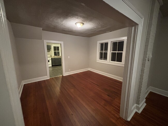 Foto del edificio - 17090 Fence Rd