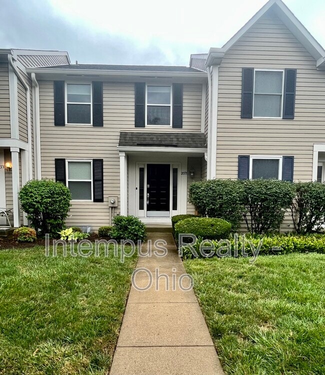 Photo - 2071 Stratford Ct Townhome