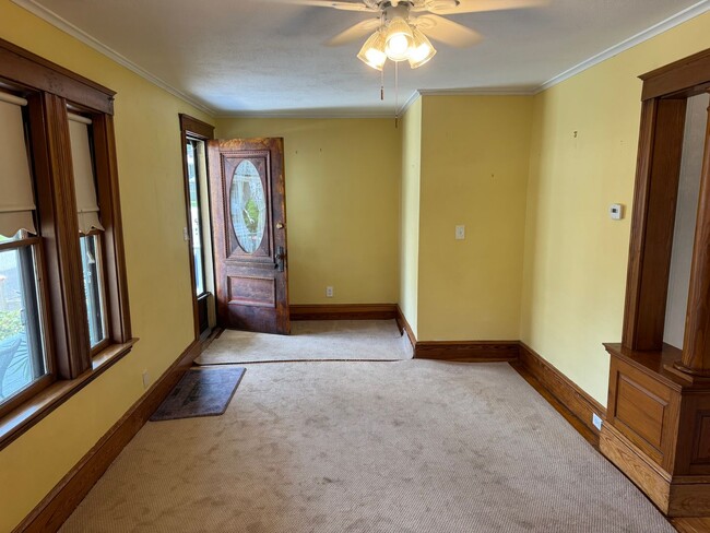 Foto del edificio - 7-9 Lamoille Ave