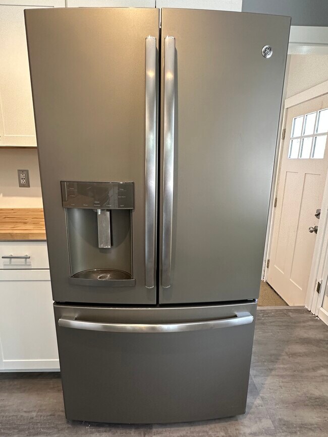 Foto del edificio - 918 W 4th St