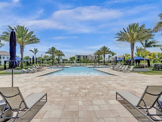 Foto del edificio - 4536 Silverwood Ln N
