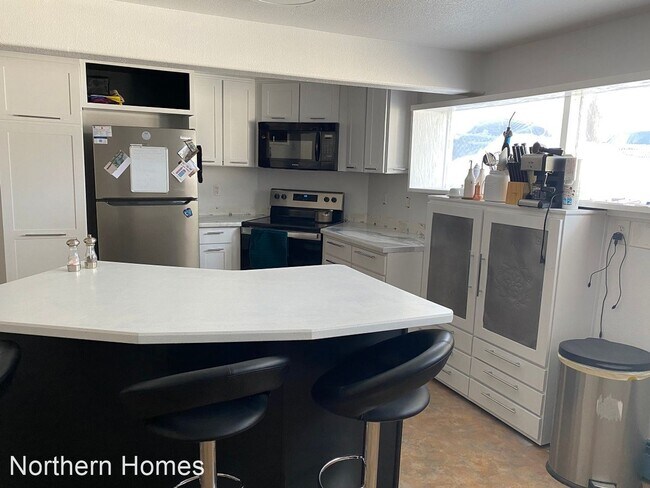 Building Photo - 3 br, 1 bath House - 125 Kantishna Way125