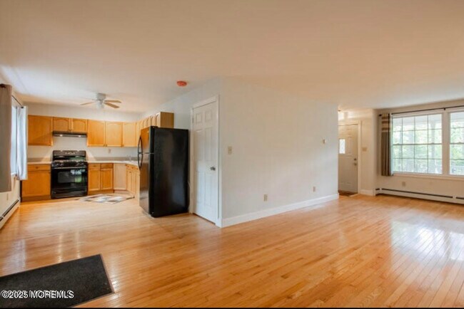 Building Photo - 3257 Ridgeway Blvd