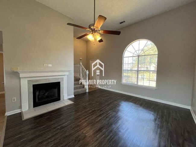 Building Photo - 2851 Fletcher View Dr