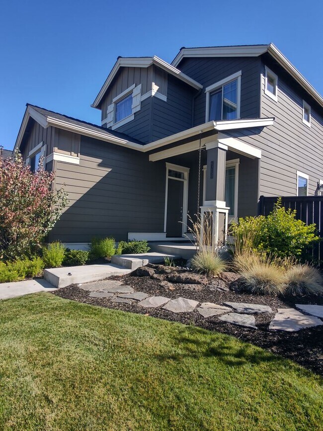 Building Photo - 63150 Dakota Dr
