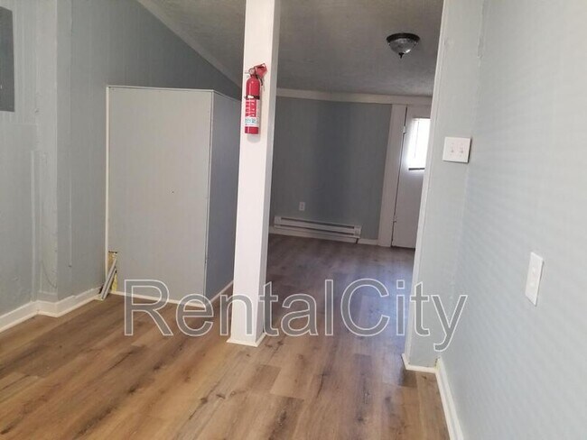 Foto del edificio - 547 Berry St