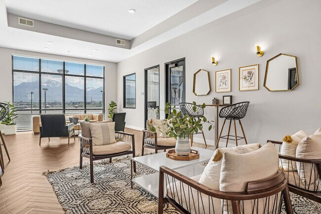 Foto del edificio - Gardner Station