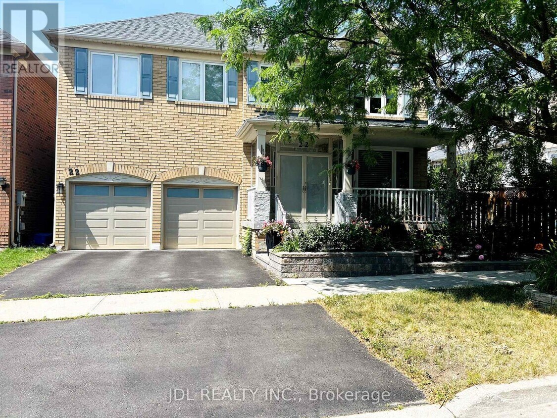 Primary Photo - 22 Lionheart Ln