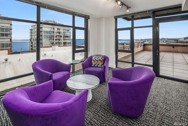 Foto del edificio - 1/2 off First Month's Rent! Views Views Vi...