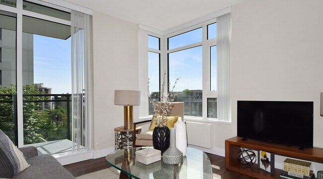 Building Photo - Bridgewater