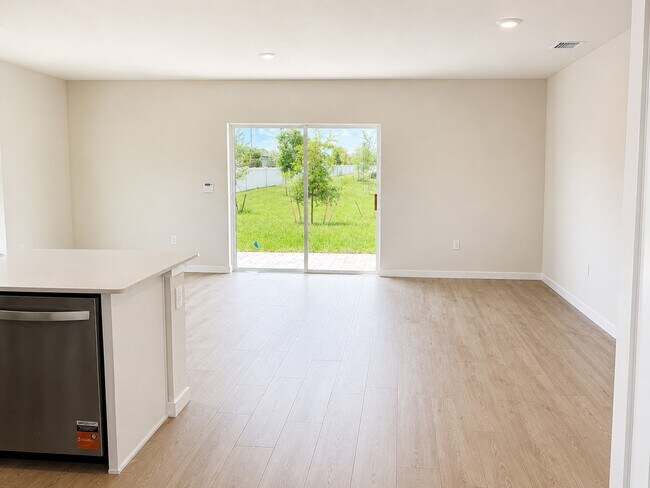 Building Photo - 8201 Everly Preserve Dr