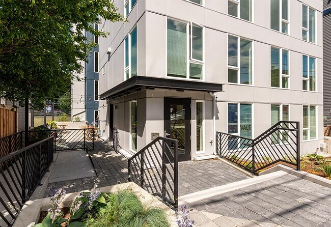 Foto del edificio - Contemporary Studio Apartments - Modern and Affordable Living