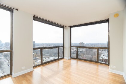 Foto del edificio - 4343 N Clarendon Ave