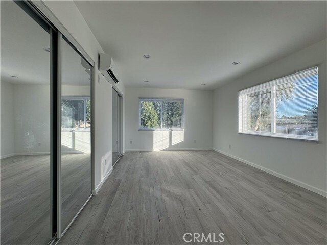 Building Photo - 19353 Strathern St