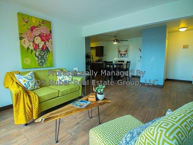 Foto del edificio - 1310 Sunset Ave