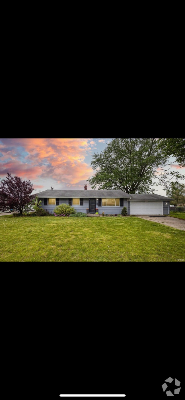 Building Photo - 2503 Gordon Cir